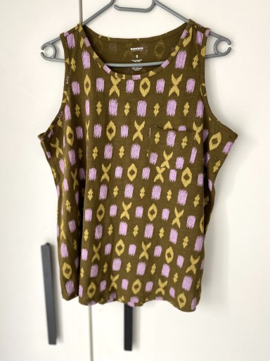 Zdjęcie oferty: Top damski wzorzysty, nowy r.S
