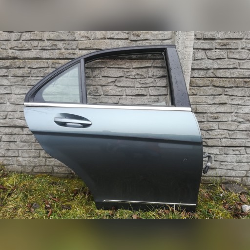 Zdjęcie oferty: drzwi mercedes w204 lakier 779