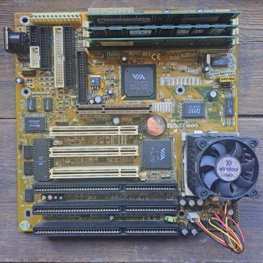 Zdjęcie oferty: RETRO Płyta głowna Azza z procesorem AMD k2 300