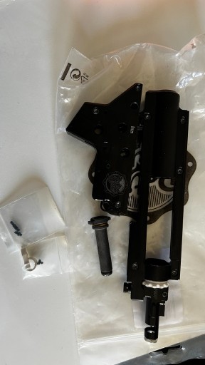 Zdjęcie oferty: Szkielet GB Retro Arms V2 Split z komorą Hopup