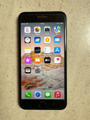 Zdjęcie oferty: Smartfon Apple iPhone 8 Plus 3 GB / 64 GB 4G