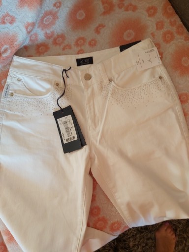 Zdjęcie oferty: Spodnie Armani Jeans r. 28
