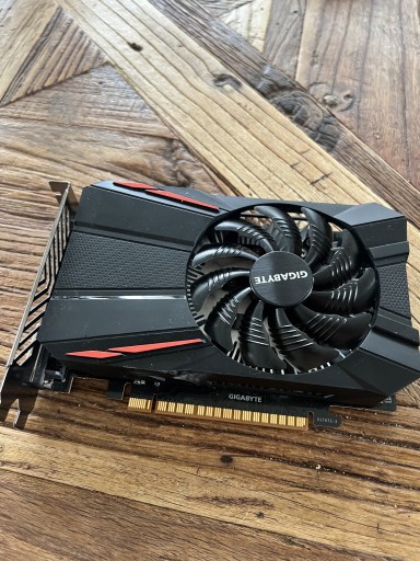 Zdjęcie oferty: Gigabyte NVIDIA GeForce GTX 1050 Ti OC 4G 