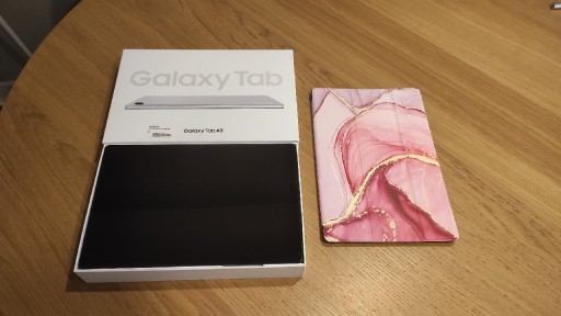 Zdjęcie oferty: Samsung Galaxy Tab A8 10.5" + rysik + etui