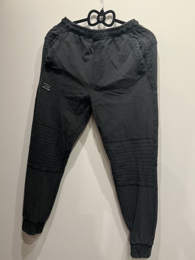 Zdjęcie oferty: Spodnie dresowe Rozm.168 cm
