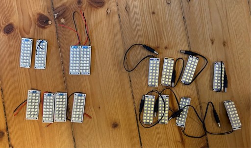 Zdjęcie oferty: Zestaw paneli Led 24 arduino mikrokomputery na 5V i 12V - 16 szt