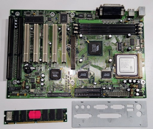 Zdjęcie oferty: Zestaw retro Super Socket 7 – Epox EP-MVP3G-M + K6-2/500+ RAM 