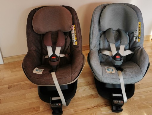 Zdjęcie oferty: 2x Maxi-Cosi 2WayPearl + baza 2WayFix Bliźnięta