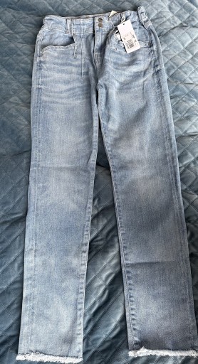 Zdjęcie oferty: Spodnie jeansowe Guess r.12 lat 152 cm