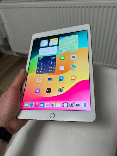 Zdjęcie oferty: Apple iPad 8 (2020) 32GB Wifi Gold