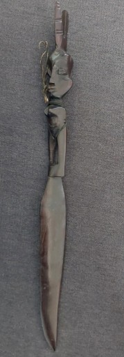 Zdjęcie oferty: Nóż hebanowy zdobiony  afrykanski lata 60 te.