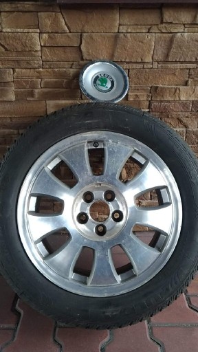 Zdjęcie oferty: Sprzedam opony  m+s z felgami do skoda octavia