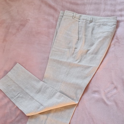 Zdjęcie oferty: **letnie spodnie beżowe LEN cygaretki slim M/38