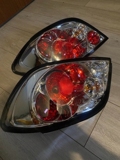 Zdjęcie oferty: LAMPY TYLNIE PEUGEOT 307  CHROME LTPE12