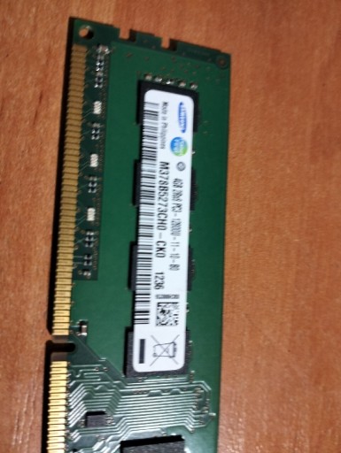 Zdjęcie oferty: Pamięć RAM Samsung DDR3 4GB M378B5273CH0-CK0