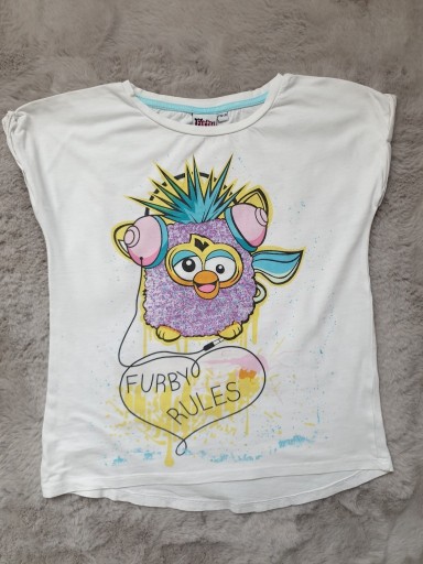 Zdjęcie oferty: T-shirt Furby rozmiar 140