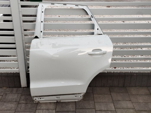 Zdjęcie oferty: Drzwi tył lewe Audi Q3 8U kod LS9R- Zobacz Warto !!!