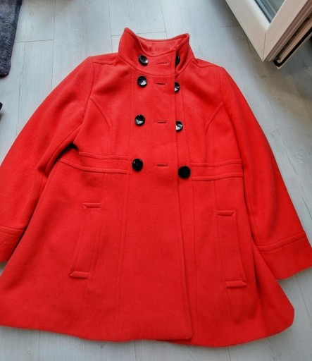 Zdjęcie oferty: Krótki wełniany płaszcz 42 xl, czerwony klasyczny