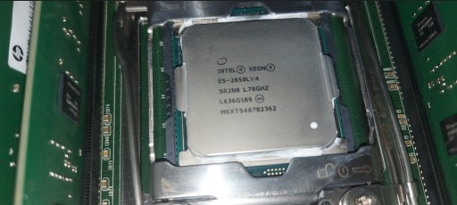 Zdjęcie oferty: Intel Xeon E5-2650L V4  14C 28T  65W tdp