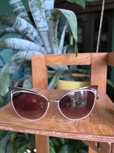 Zdjęcie oferty: Okulary przeciwsłoneczne Dita Von Teese kocie oko