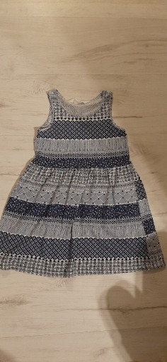 Zdjęcie oferty: Letnia przewiewna sukienka H&M r.110-116 , 5-6 lat