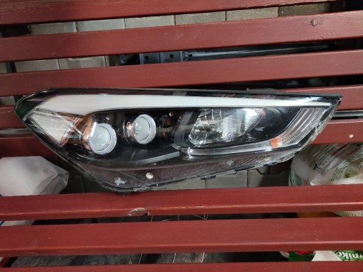 Zdjęcie oferty: LAMPA PRZEDNIA PRAWA HYUNDAI TUCSON 2015-2018