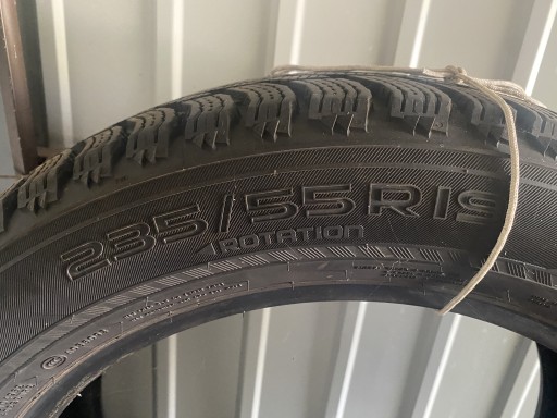 Zdjęcie oferty: Nokian Hakkapelitta r3 SUV 235/55 r19 opony