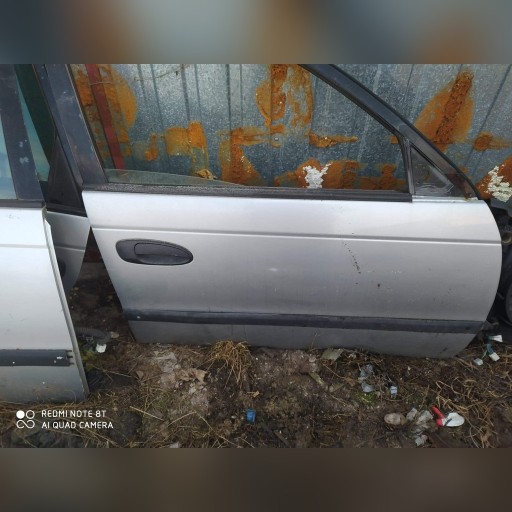 Zdjęcie oferty: Prawe przednie drzwi do Toyoty Avensis T22 combi