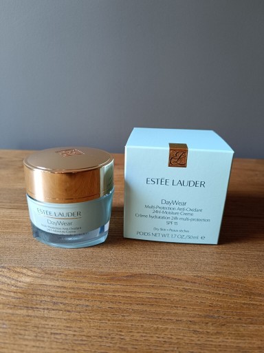 Zdjęcie oferty: Estée Lauder Daywear Multi-Protection SPF15 50ml