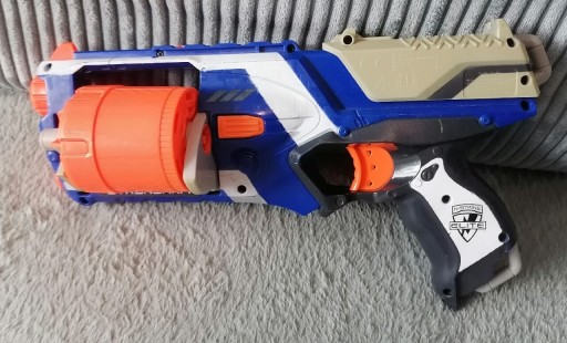 Zdjęcie oferty: Nerf N-Strike Elite STRONGARM 6 pocisków 