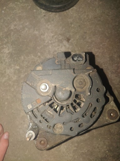 Zdjęcie oferty: Alternator golf IV,leon,bora 1.6 037 903 025 E