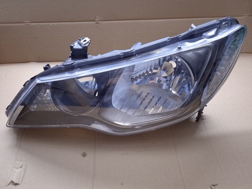 Zdjęcie oferty: Honda Civic VIII lampa lewa Sedan