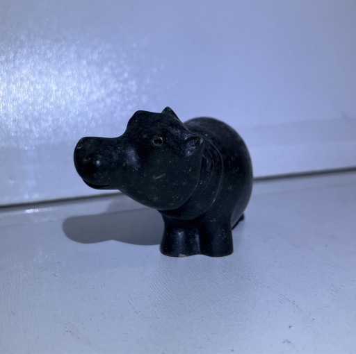 Zdjęcie oferty: figurka hipopotam „kamienna” ZENNA stara kolekcjon