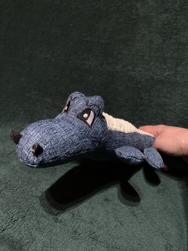 Zdjęcie oferty: Zabawka dla psa krokodyl gryzak piszczałka