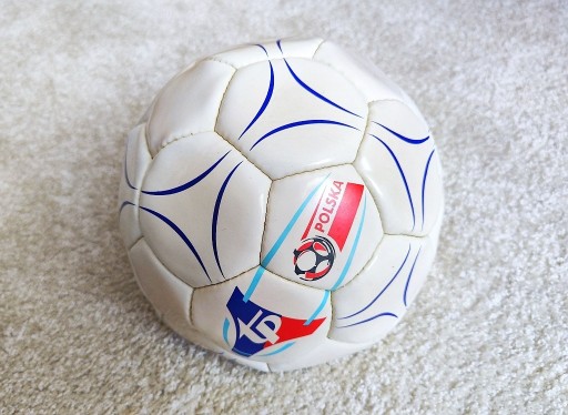 Zdjęcie oferty: Piłka nożna kolekcjonerska TP Mistrzostwa Europy