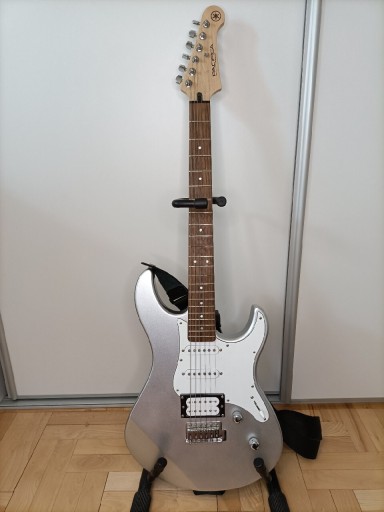 Zdjęcie oferty: Gitara elektryczna Yamaha Pacyfica 112V