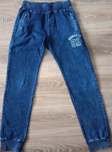 Zdjęcie oferty: Spodnie jeansowe Perfect 152 cm