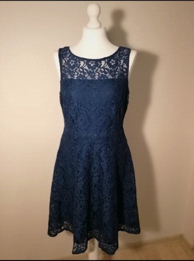 Zdjęcie oferty: Chabrowa koronkowa sukienka C&A Yessica M 38 