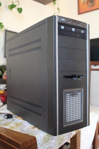 Zdjęcie oferty: Komputer stacjonarny AMD 4Gb Ram 500Gb HDD GeForce