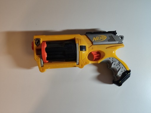 Zdjęcie oferty: PISTOLET NERF 