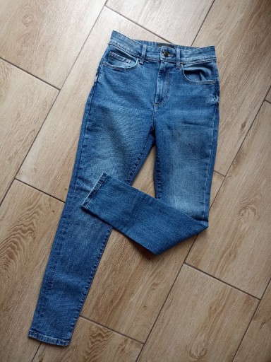 Zdjęcie oferty: Spodnie jeansowe jeansy z wysokim stanem XS 34 