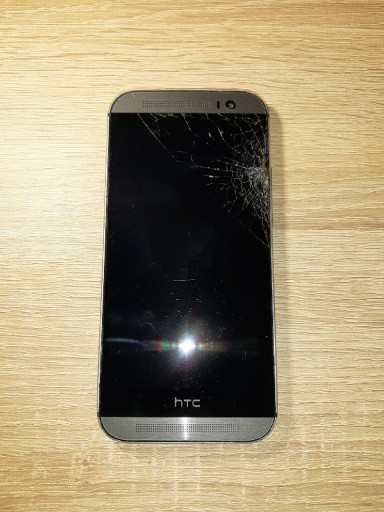 Zdjęcie oferty: HTC One M8 uszkodzony