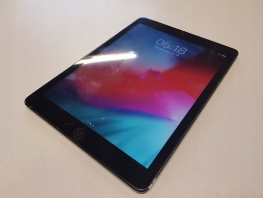 Zdjęcie oferty: Tablet Ipad AIR 32GB sprawny szkło pęknięte