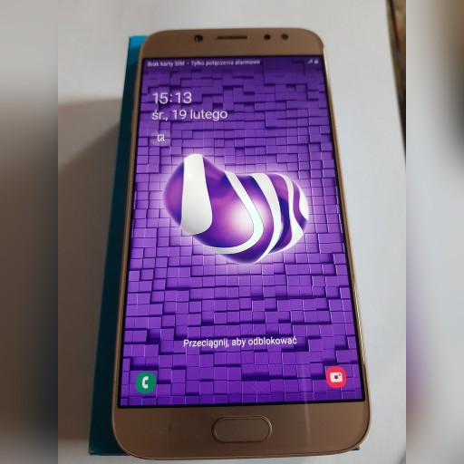 Zdjęcie oferty: Smartfon Samsung Galaxy J7 2017