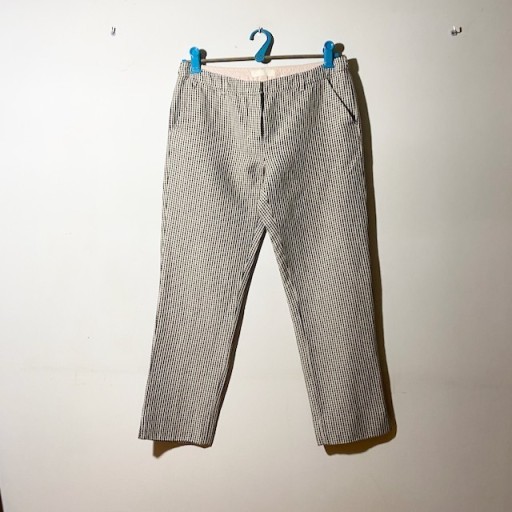 Zdjęcie oferty: Spodnie cygaretki Max Mara, rozmiar 44 I, ( 40 D ).
