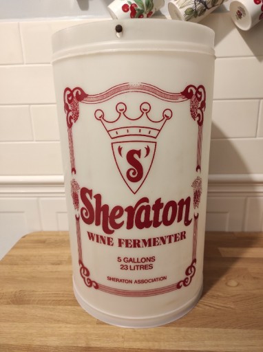 Zdjęcie oferty: SHERATON - balon na wino - gąsior 25l - 5 galonów 