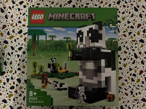 Zdjęcie oferty: Klocki Lego Minecraft "The Panda Haven"