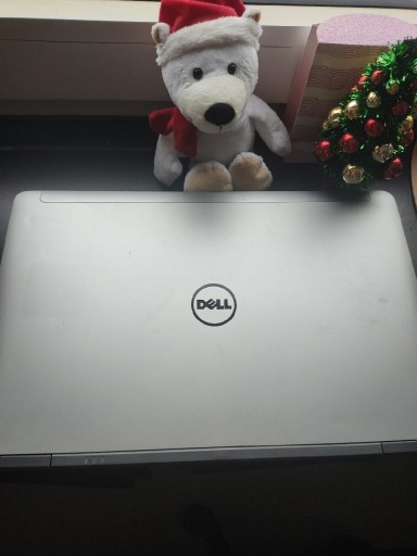 Zdjęcie oferty: Laptop DELL