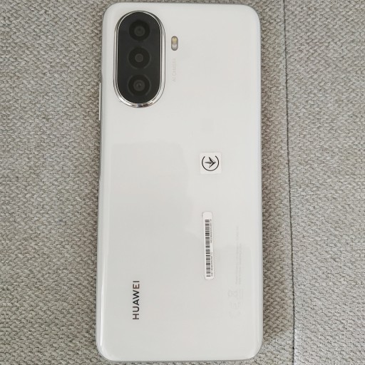 Zdjęcie oferty: Huawei Nova Y70 Biały. Stan bdb, na gwarancji!