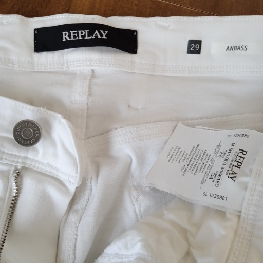 Zdjęcie oferty: Replay Hyperflex Anbass białe spodnie r 29/M